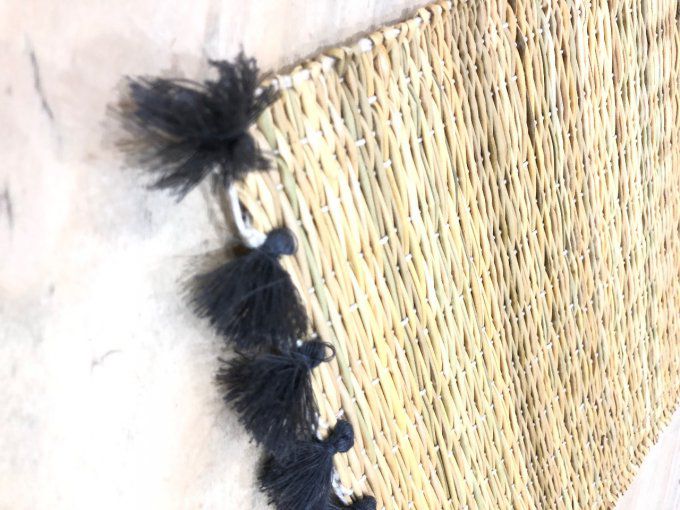 SET DE TABLE PAILLE POMPONS GRIS