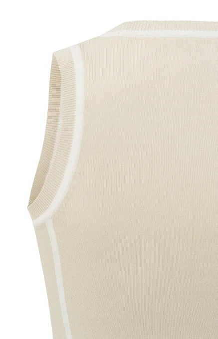 TOP EN MAILLE CÔTELÉE BEIGE AVEC RAYURE BLANCHE