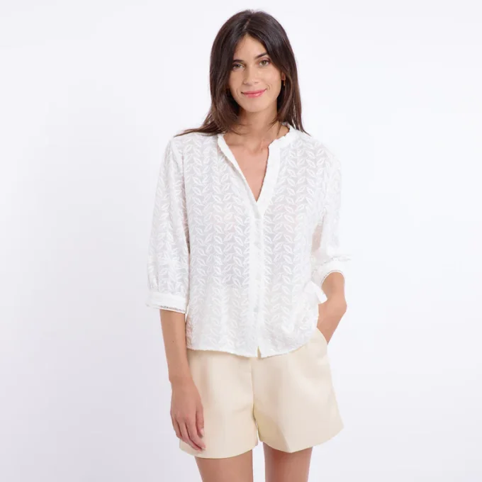 CHEMISE BRODÉE COL V MANCHES 3/4 BLANCHE SABINA 