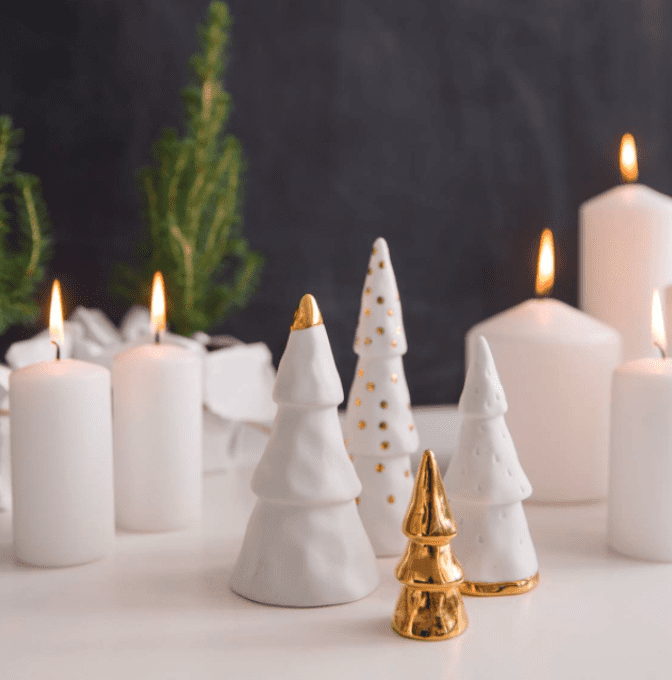SET DE SAPINS EN PORCELAINE OR
