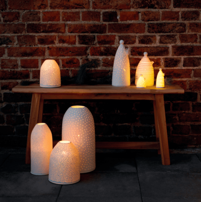 MOYEN ANGE PHOTOPHORE EN PORCELAINE