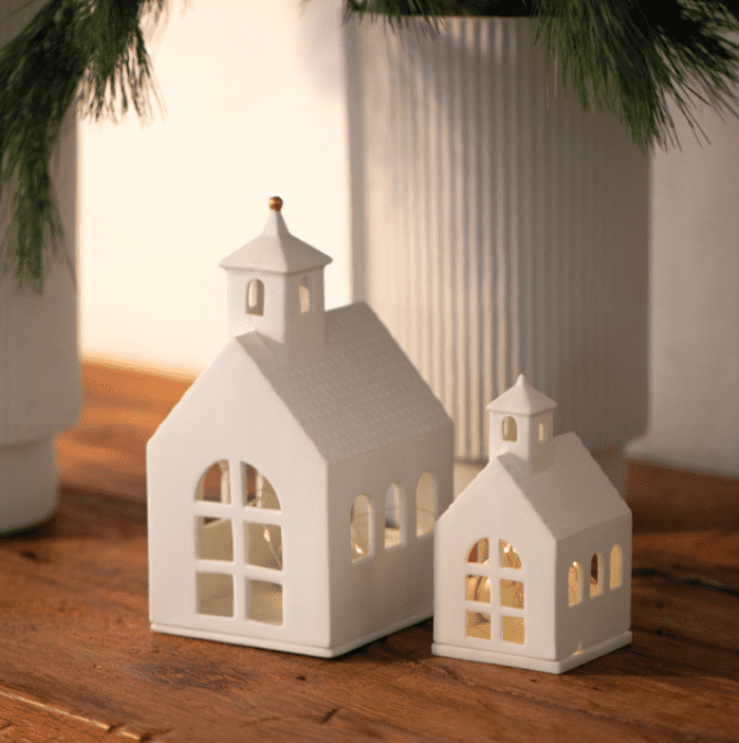 PETITE CHAPELLE PHOTOPHORE EN PORCELAINE