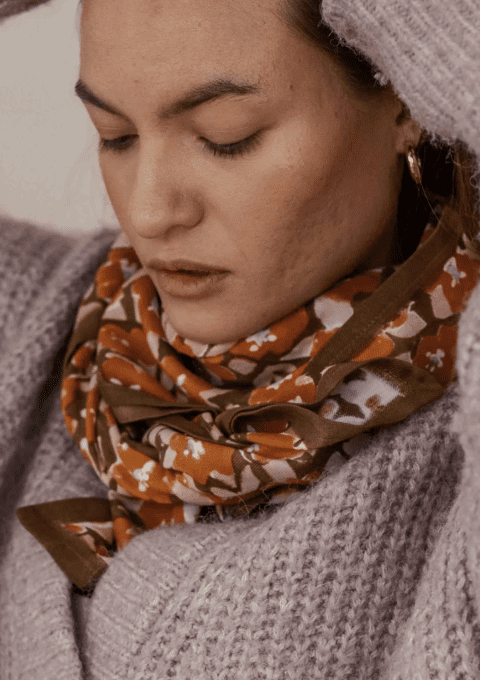 GRAND FOULARD POSY - CANNELLE 