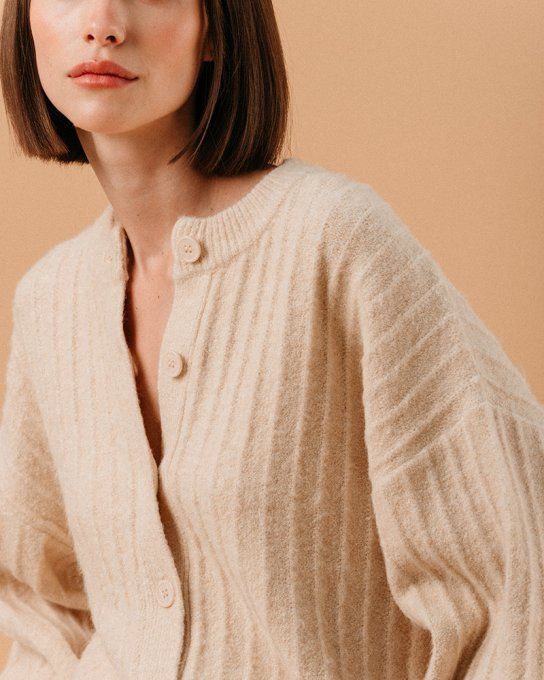 CARDIGAN LOUVE BEIGE