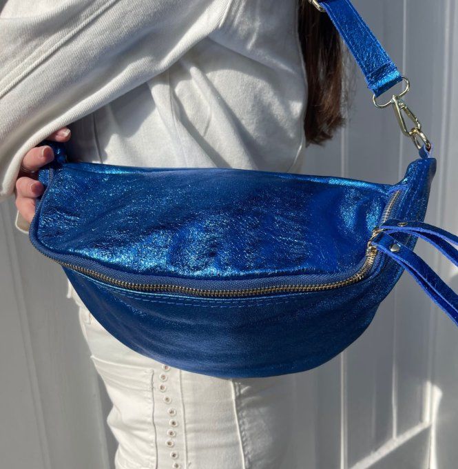 SAC BANANE CUIR IRRISÉ BLEU ROI XL