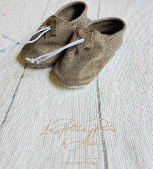 CHAUSSONS BABOUCHES CUIR BÉBÉ TAUPE IRISÉ