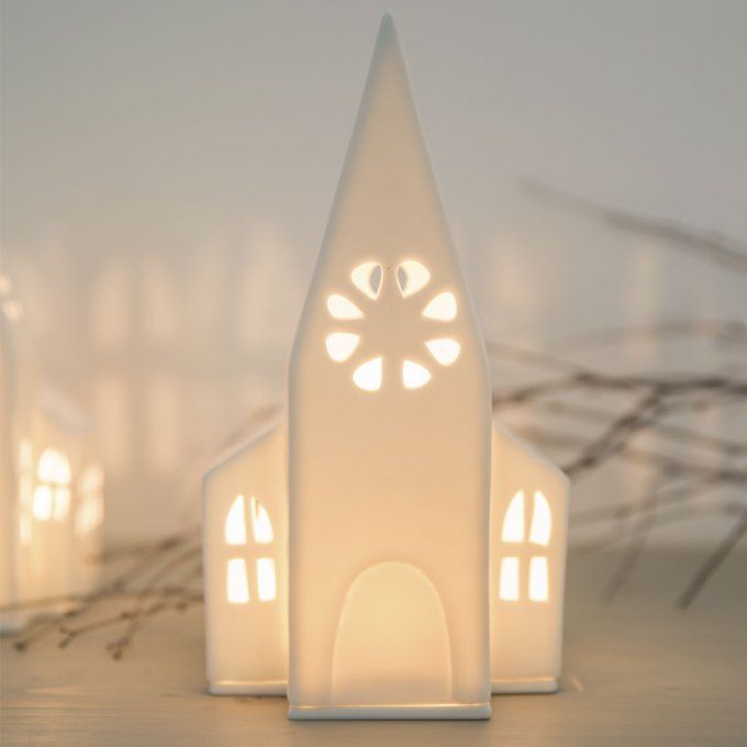 ÉGLISE LUMINEUSE EN PORCELAINE