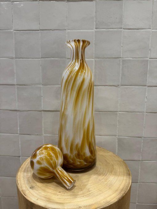 Vase bouteille marron